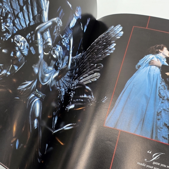 Vintage 1995 Phantom Of The Opera Pantages Theatre Souvenir Program & Ticket - Picture 8 of 10